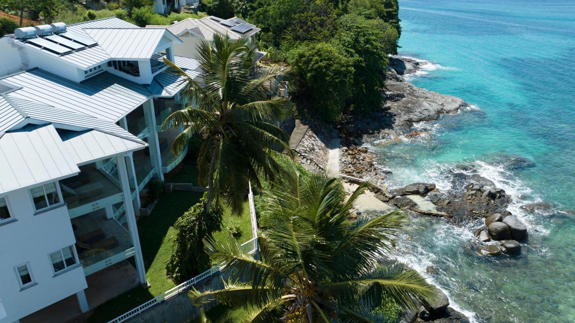 Vallonend Beachfront Villa With Excellent View Bel Ombre Eksteriør bilde